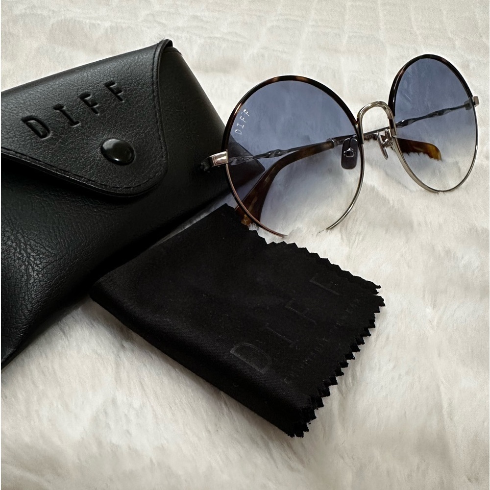 DIFF Eyewear Sunglasses